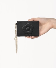 エンボスデイジーパール シングルパスケース