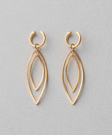 アーモンドシェイプ イヤリング