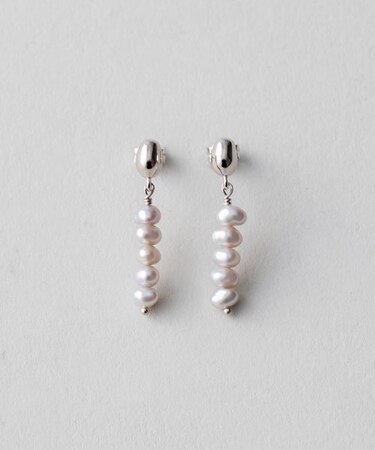 パール ストレートライン ピアス