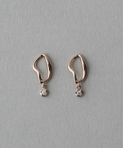 ビジュー ピアス