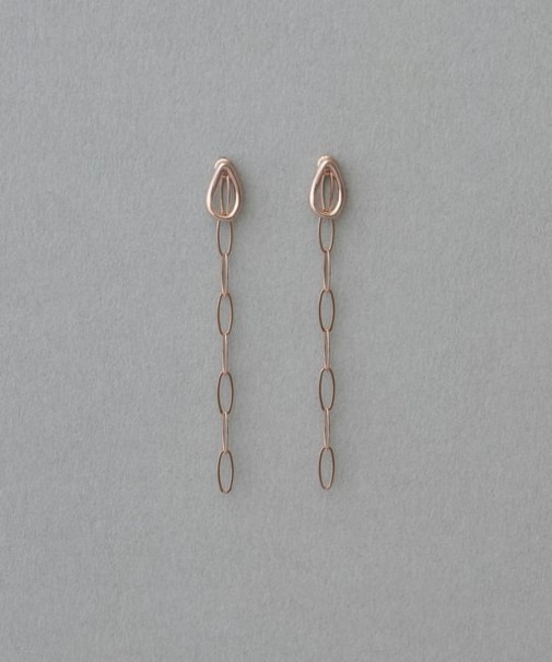 ドロップ チェーン ピアス
