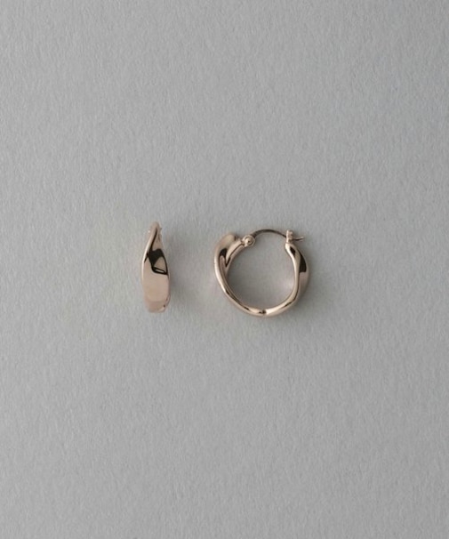 フープピアス