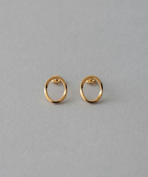 サークル ピアス