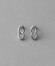 ダブルサークル ピアス