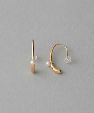 パール ライン ピアス