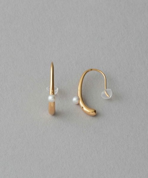 パール ライン ピアス