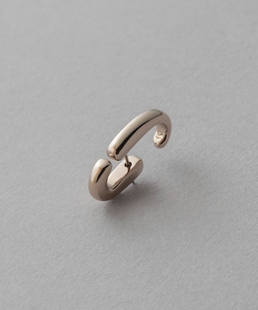 カーブ フローピアス