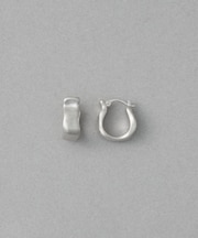 [ニード] ピアス
