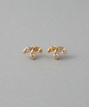 ビジュー ポインセチア ピアス