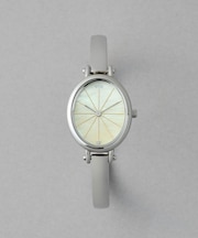 ダイヤモンド バングルウォッチ