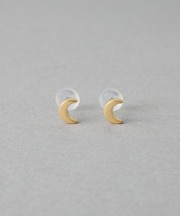 ムーン ピアス