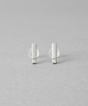 キュービック ピアス