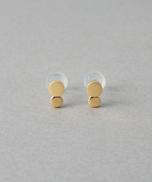 ダブル ピアス