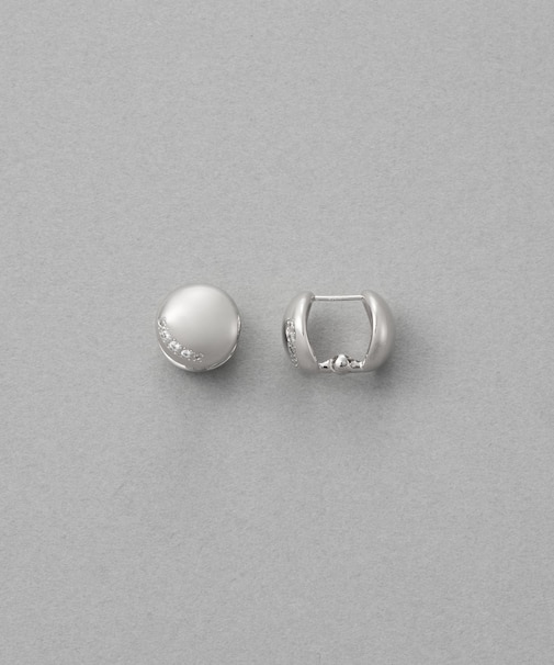ビジュー ハグピアス