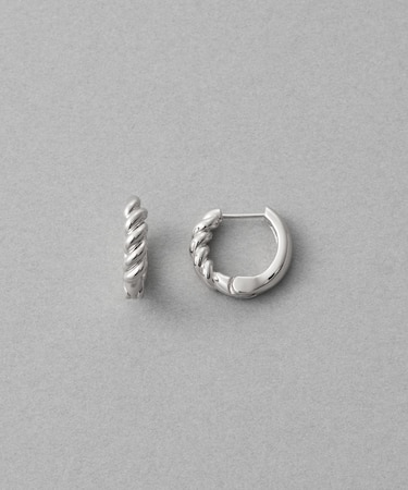 [ONLINE Limited] ツイスト ハグピアス