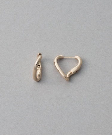 ハートフルライン ハグピアス