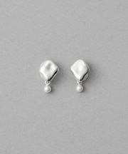 [ONLINE Limited] パール チャーム ループイヤリング
