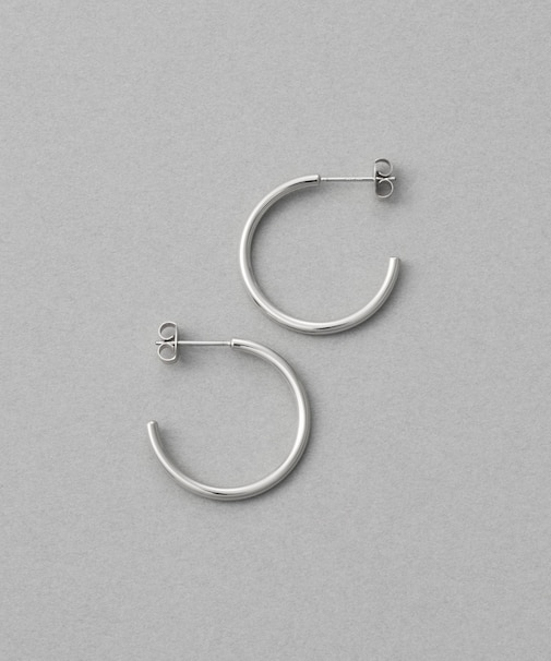 フープピアス M