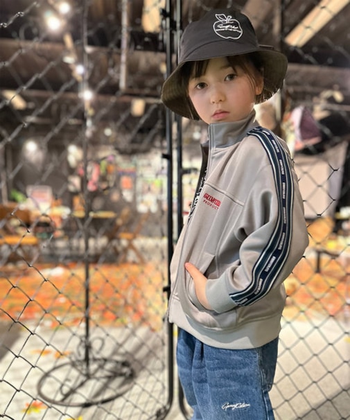 GROOVY トラックジャケット