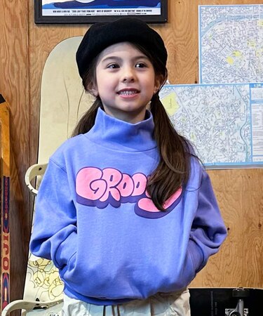 GROOVY Highneck Sweatshirt