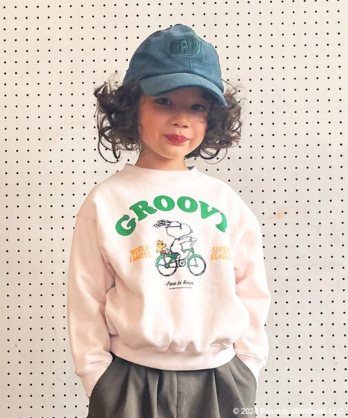SNOOPYandGROOVYSweatshirt