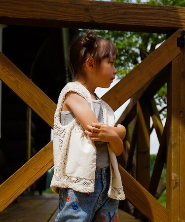 Knit Lace Embroidery Pullover