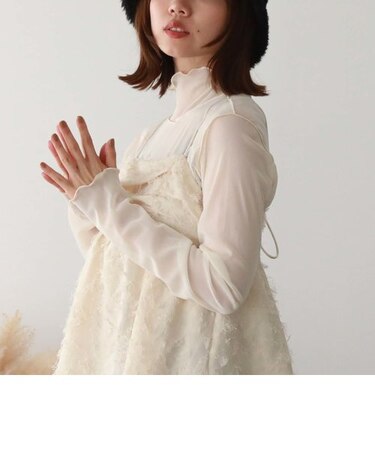 ルーズネックカットＴＯＰＳ／