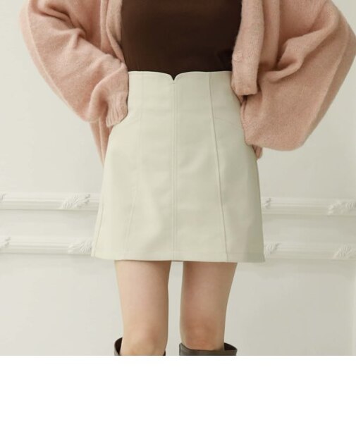 カーブウェスト台形ミニスカート