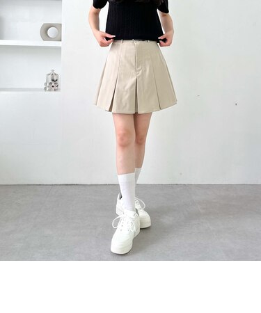 ベルト付きボックスプリーツミニスカート