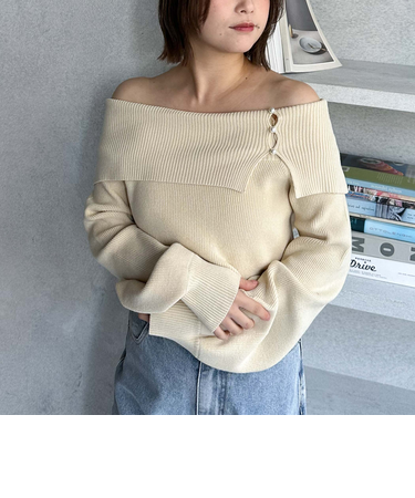 パールスリットオフショルニット