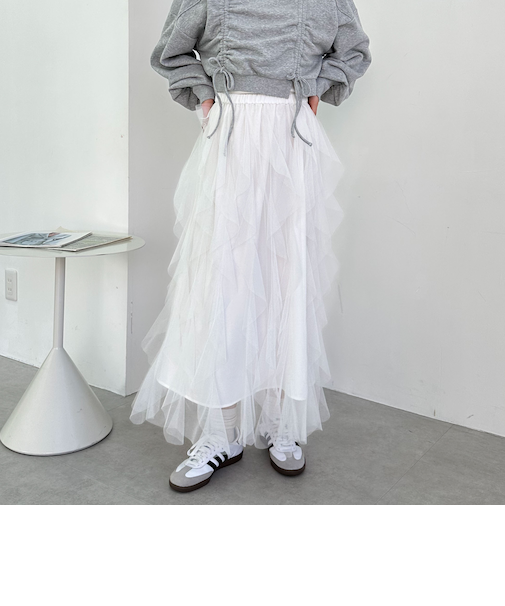 チュールラッフルスカート