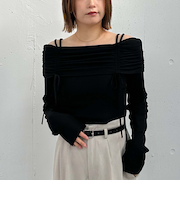 ドロストオフショルカットＴＯＰＳ