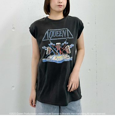 ＱＵＥＥＮ　ＮＳ　ＴＥＥ／