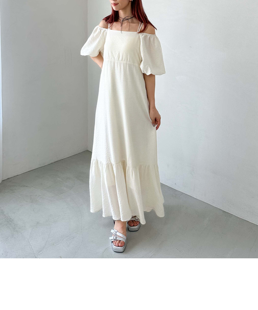 オフショルティアードワンピース