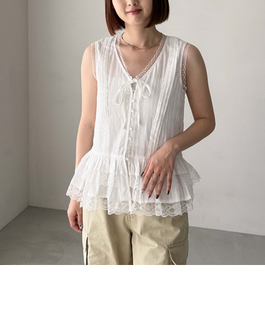 コットンレースペプラムブラウス