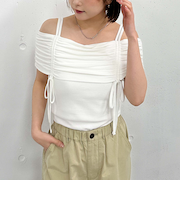 ドロストオフショルカットＴＯＰＳ