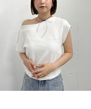 フレンチオフショルスウェット