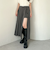 スリットプリーツスカート×ショートパンツ