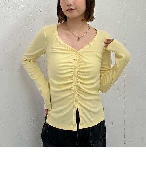 ボタンギャザーＶネックＴＯＰＳ