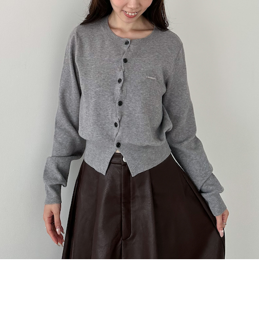 クロスボタンニットカーディガン