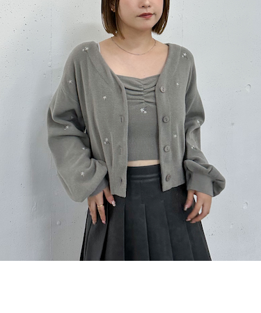 フラワー刺繍ニットＣＤアンサンブル