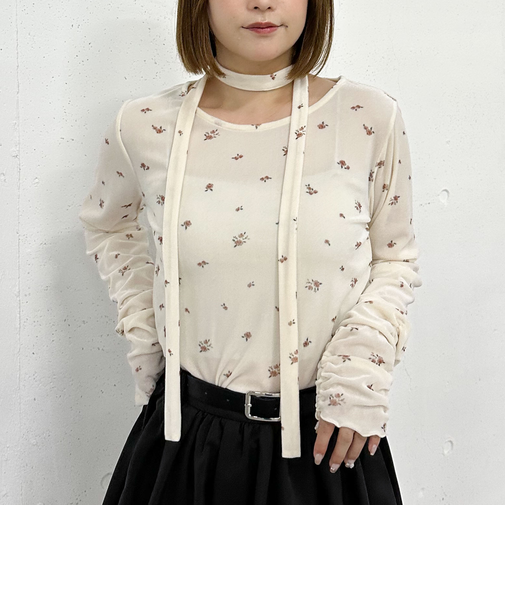 花柄シアーベロアＴＯＰＳ