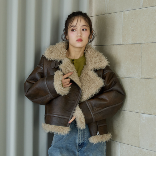 フェイクレザーショートムートンジャケット