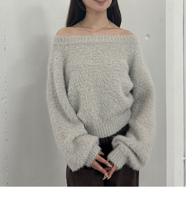 ラメブークレフェザーニットプルオーバー