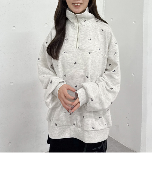 小花柄刺繍ハーフｚｉｐスウェット