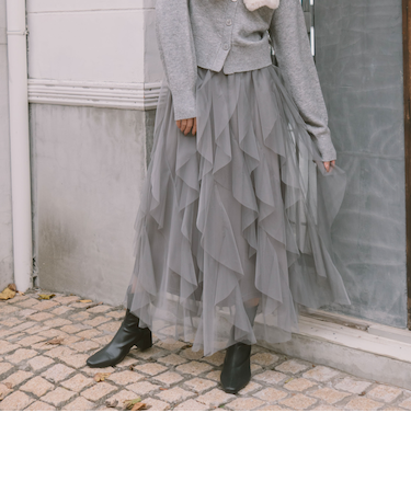 ラッフルチュールスカート