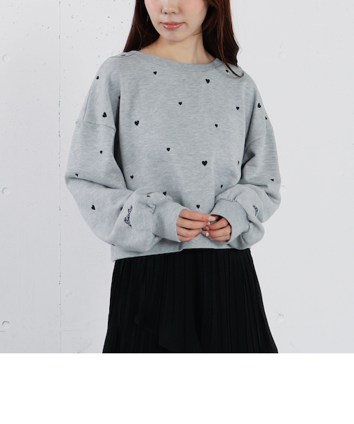 ランダムハート刺繍スウェット