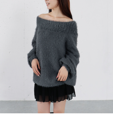 スパンコールフェザーオフショルミドルニットプルオーバー