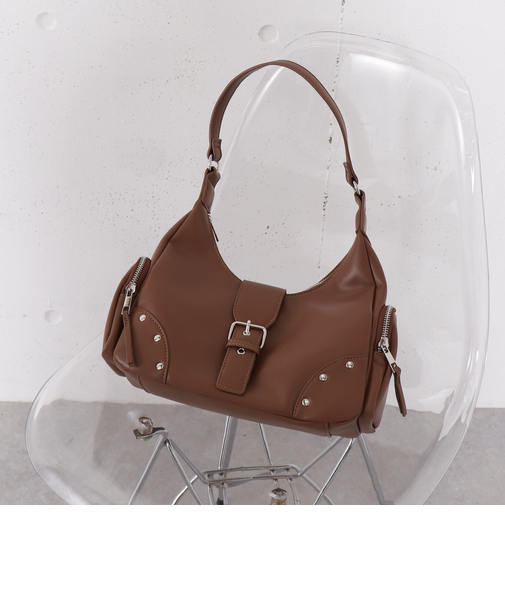 ハーフムーンスタッズバッグ