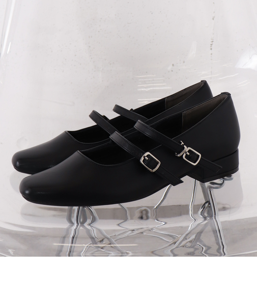 ２ストラップパンプス